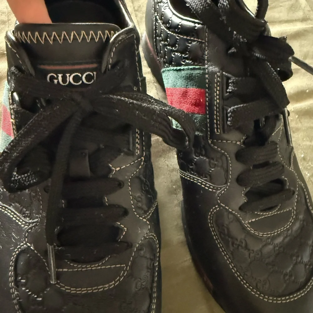 Gucci Black Leather Sneakers with Green and Red Web Stripe - Picture 1 of 5